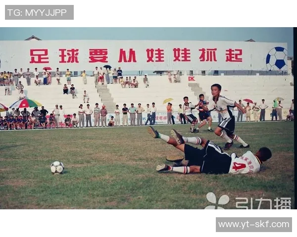 当足球巨星步入中年回望辉煌岁月他们的传奇故事依旧激励人心